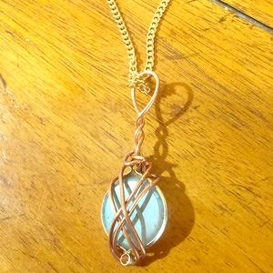 Green and Copper Gem Necklace…🌼